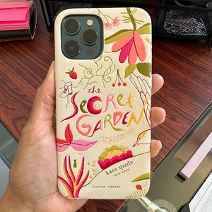kate spade 13/12 Pro max case- Secret Garden theme